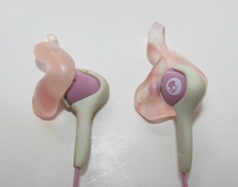 skullcandyB.jpg